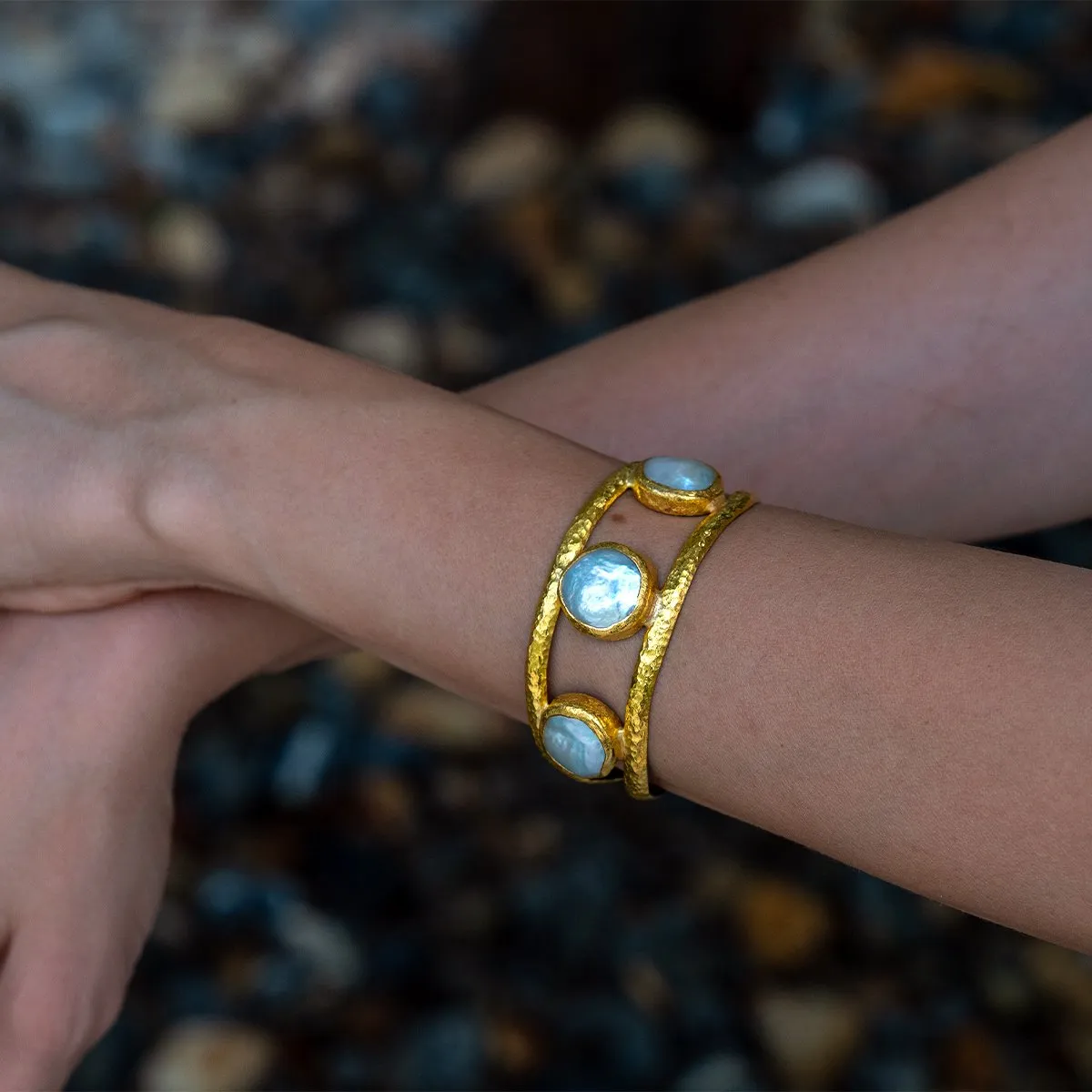 Luna Sedef Altın Bileklik